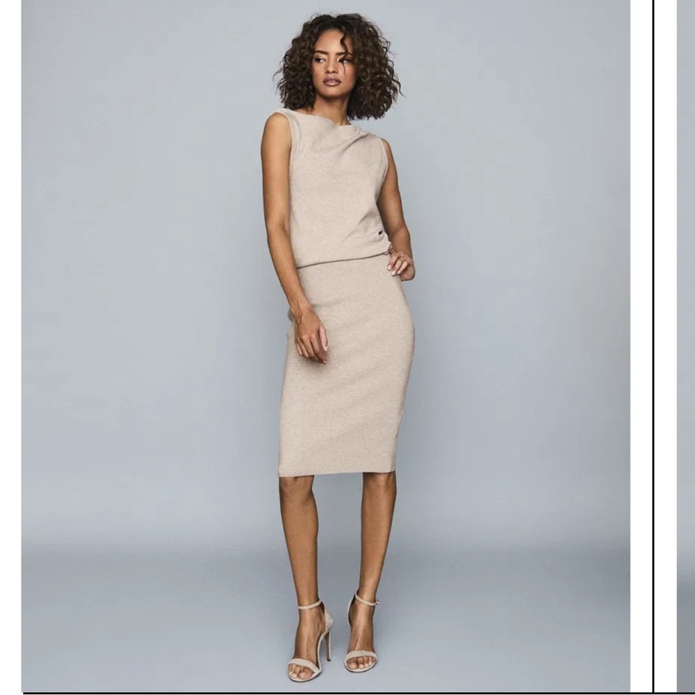 Reiss Claudine Draped Knitted Dress in Size Small - Picture 2 of 8